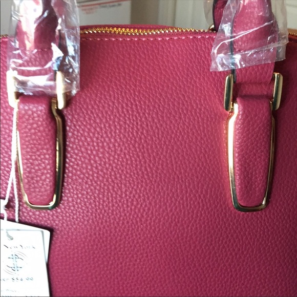 Vegan leather satchel/crossbody bag. NWT - Picture 3 of 5